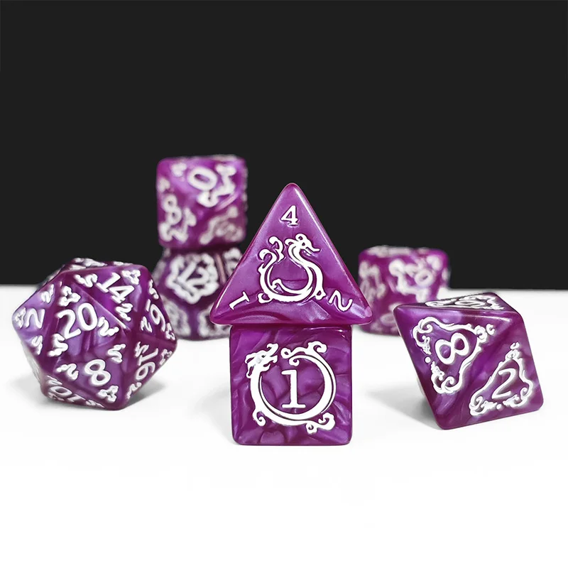 7 個 DND サイコロ 7 ピース/セットドラゴンパターン - Board Game Dnd のレビューと価格