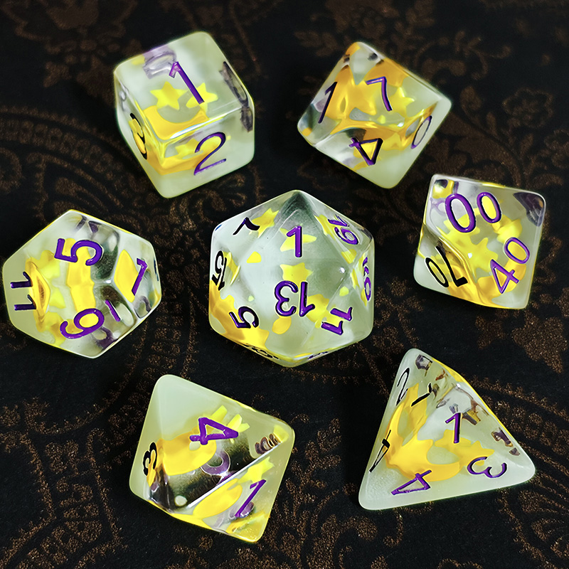 7個/セット 光る多面体ダイス 星 月 レジンダイスセット  - Board Game Dnd のレビューと価格